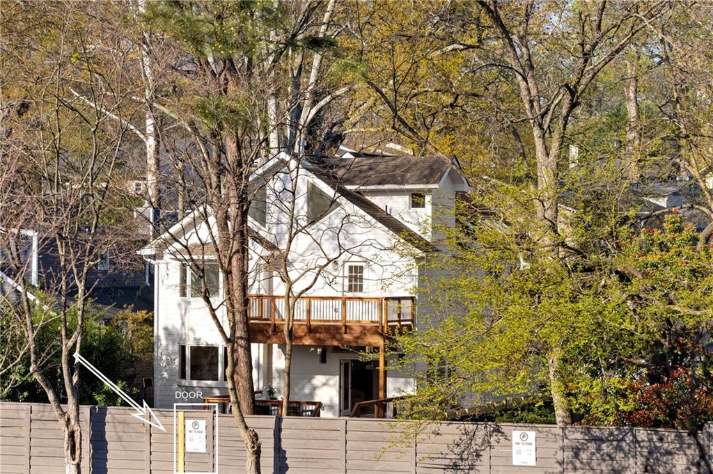 873 Monroe Circle NE