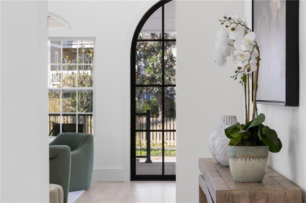 873 Monroe Circle NE