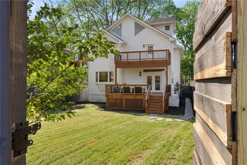 873 Monroe Circle NE