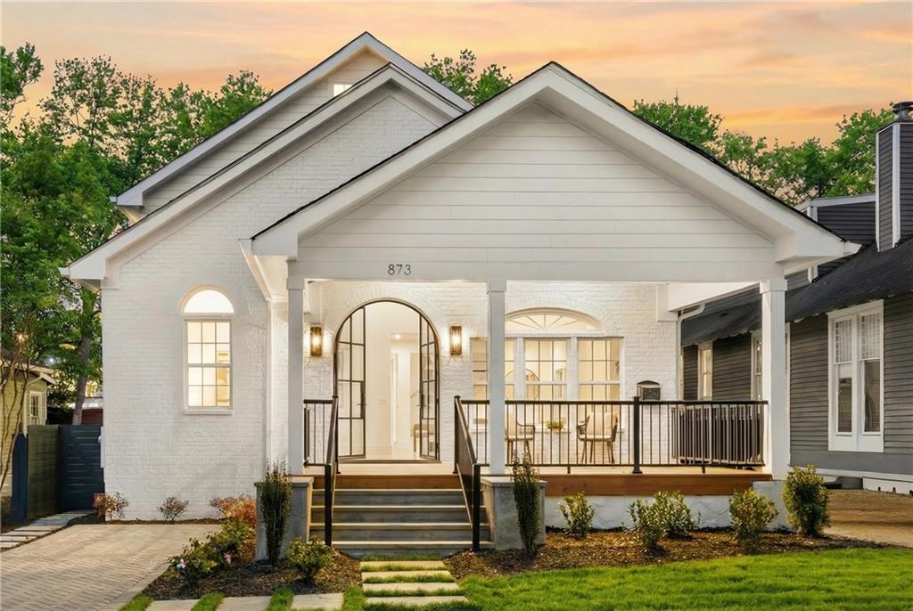 873 Monroe Circle NE