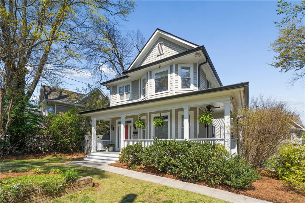 556 Greenwood Avenue NE