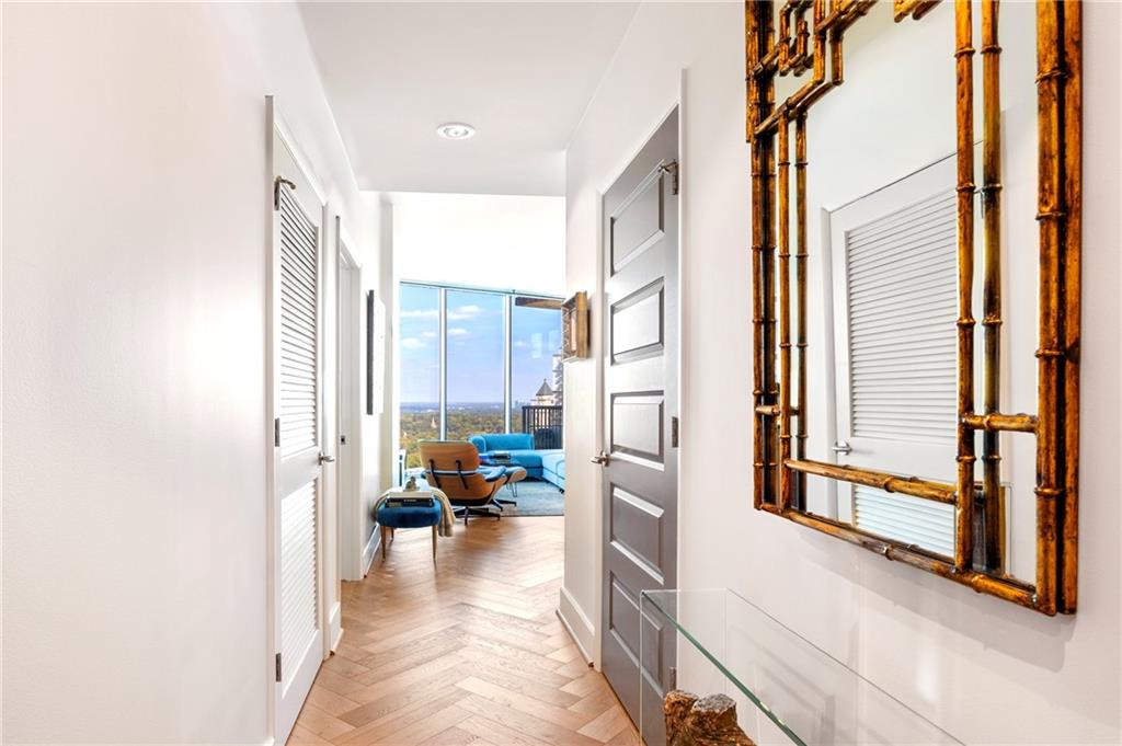 1080 Peachtree Street NE Unit 2503