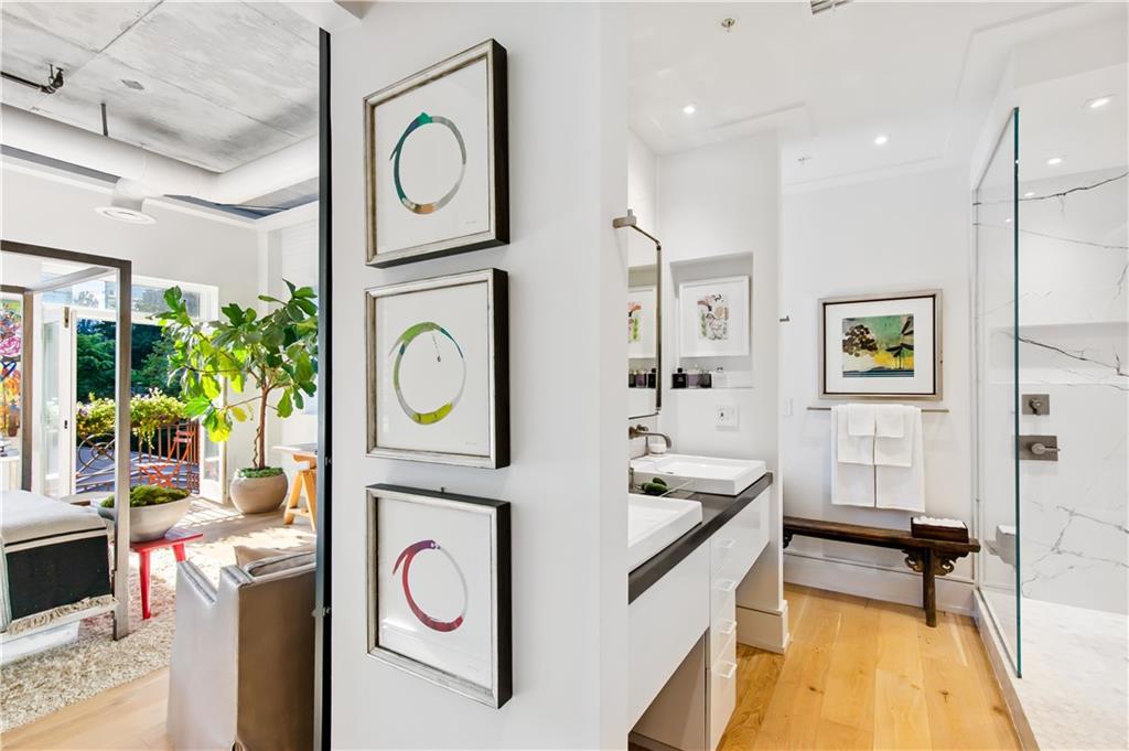 206 11th Street NE #502