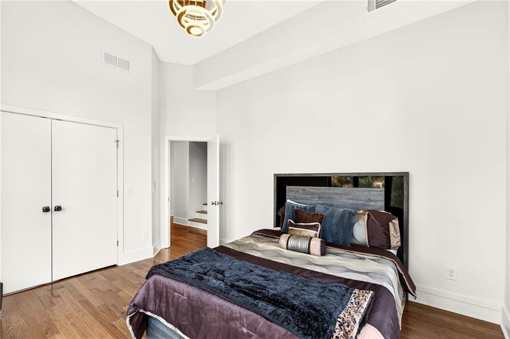 345 Pinecrest Road NE