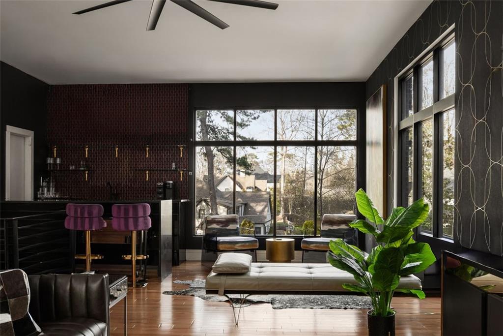 345 Pinecrest Road NE