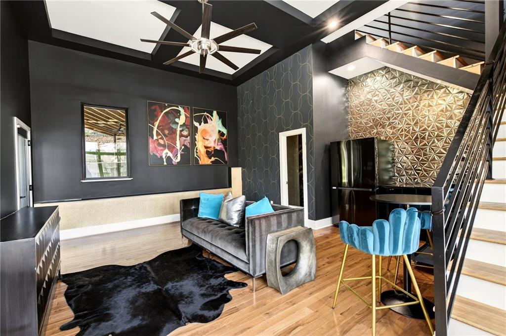 345 Pinecrest Road NE