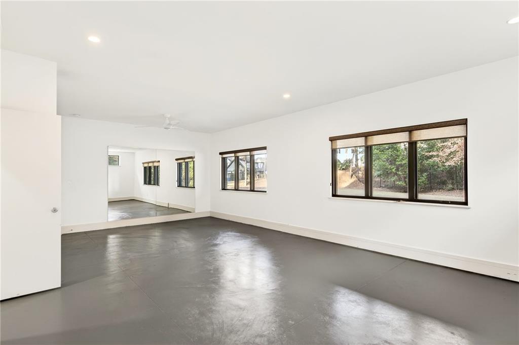 345 Pinecrest Road NE