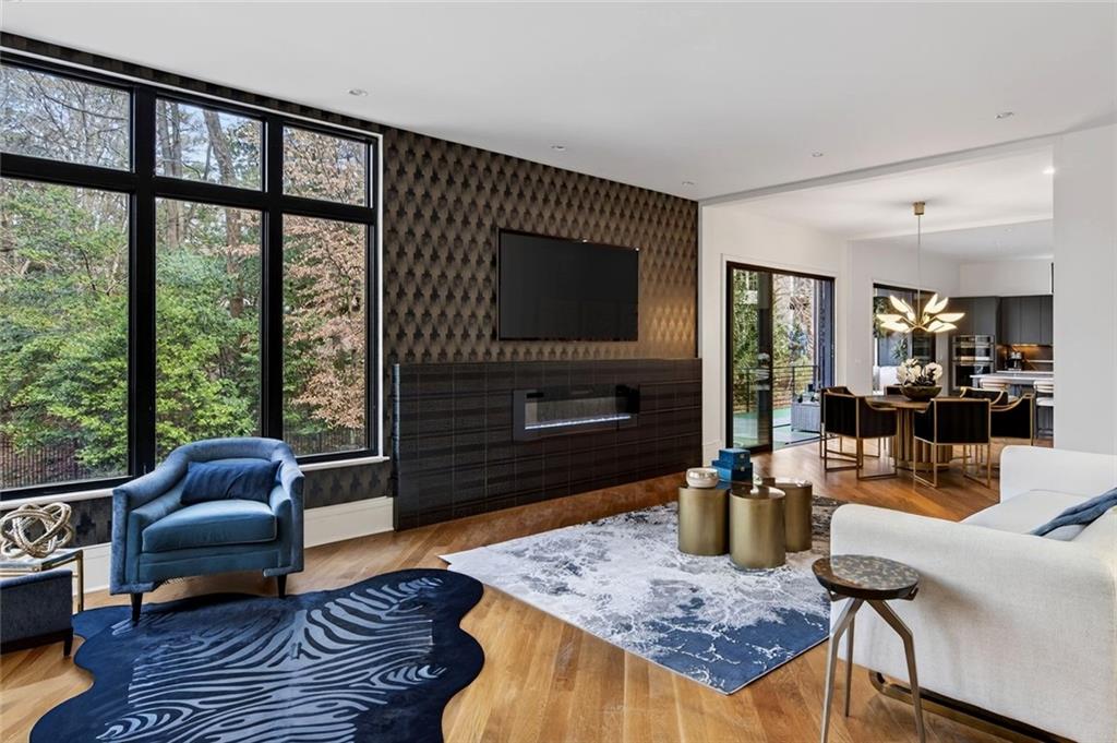 345 Pinecrest Road NE