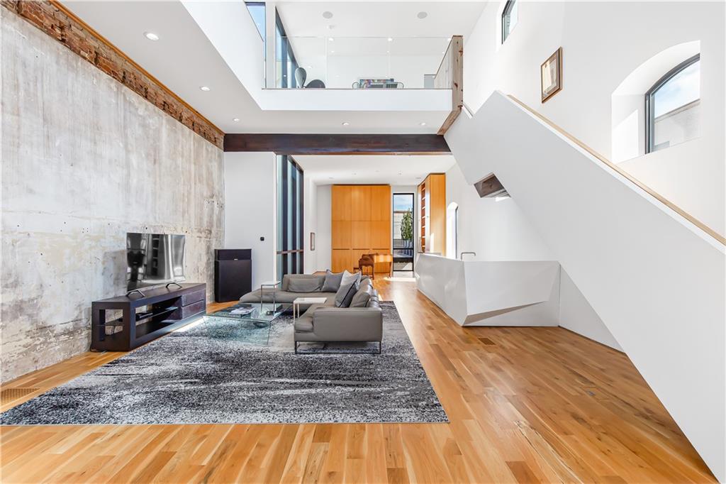 23 PERRY Street