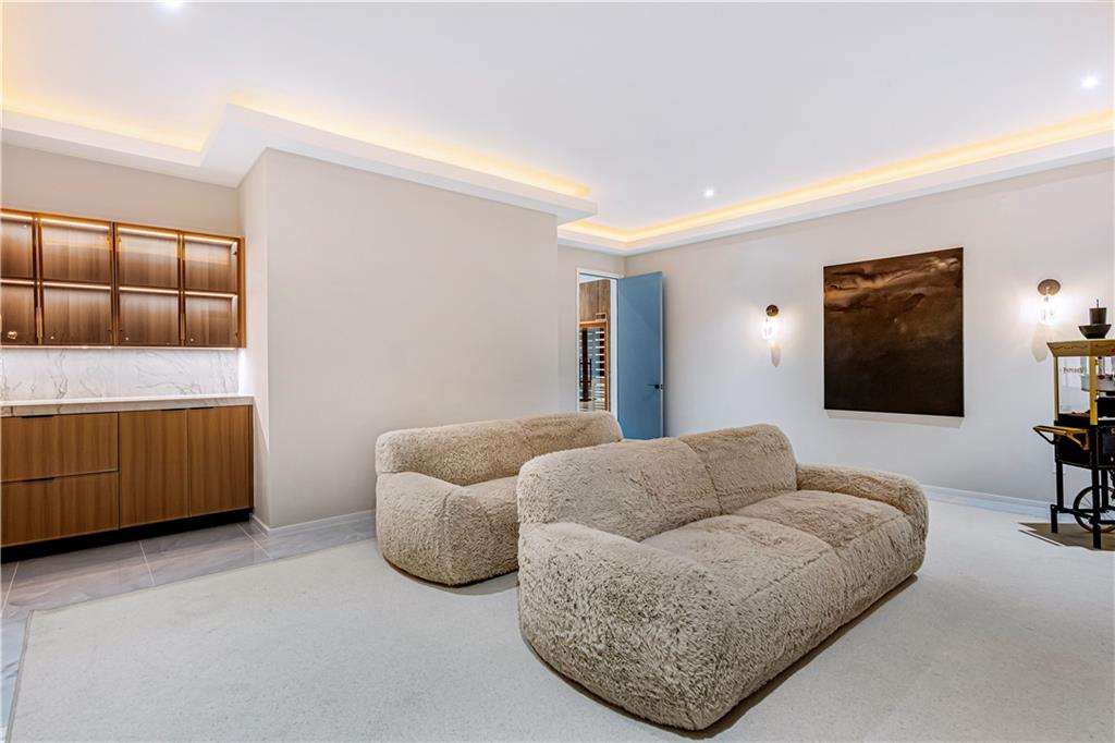 4232 Edgewood Court