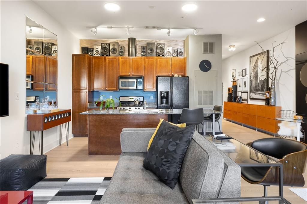 1195 Milton Terrace SE Unit 1106