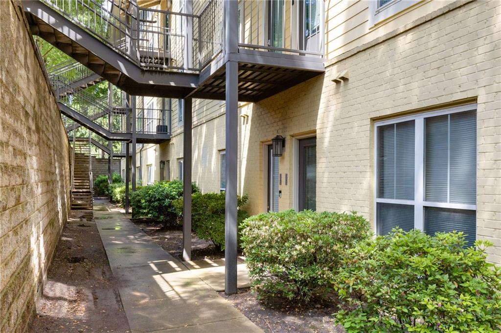 1195 Milton Terrace SE Unit 1106