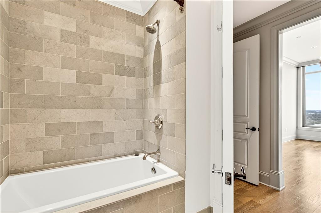 3376 Peachtree Road NE Unit 41A