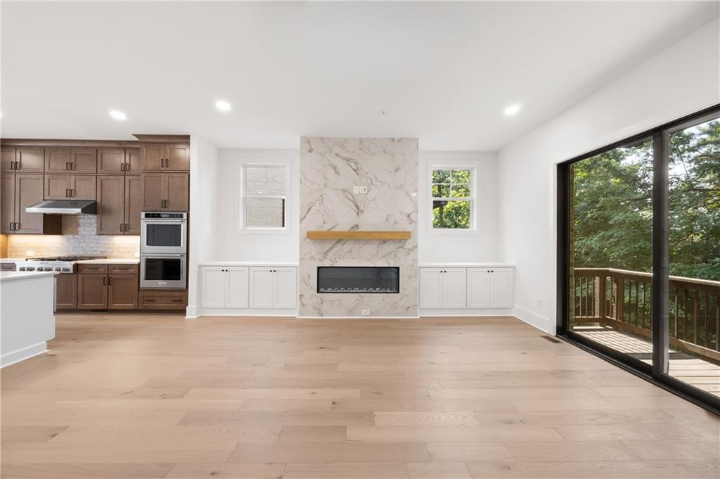 2248 Crestview Drive #33
