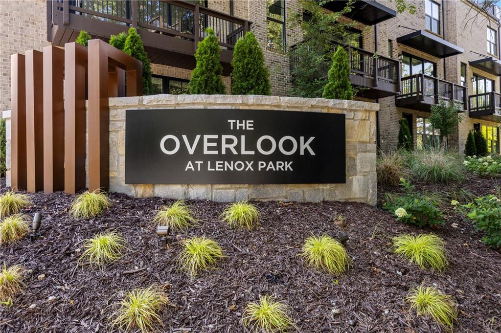 2248 Crestview Drive #33
