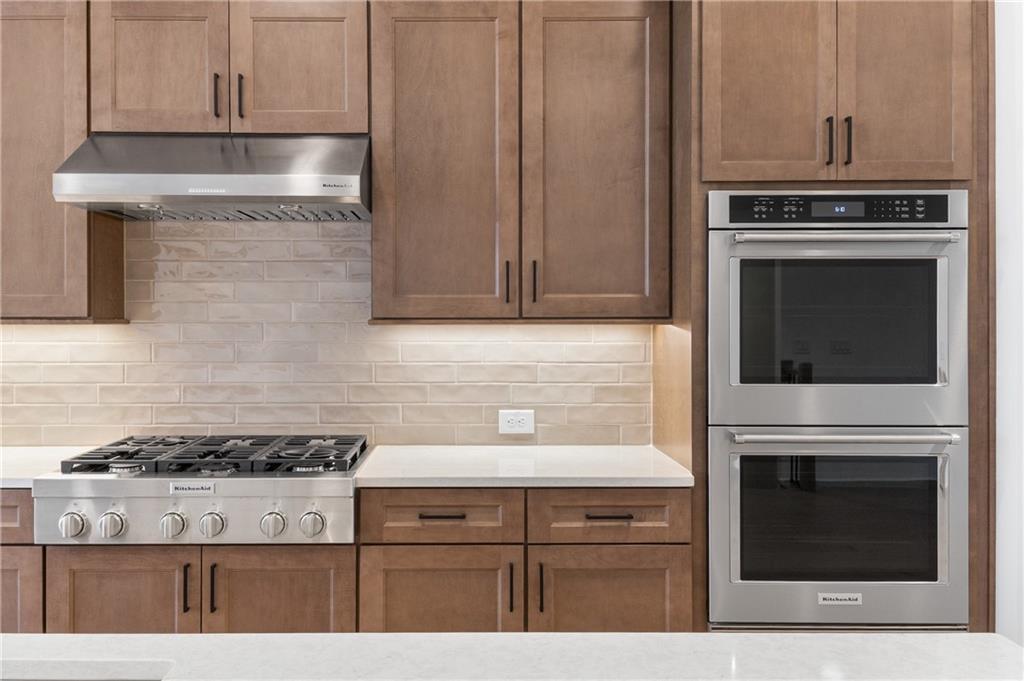 2248 Crestview Drive #33