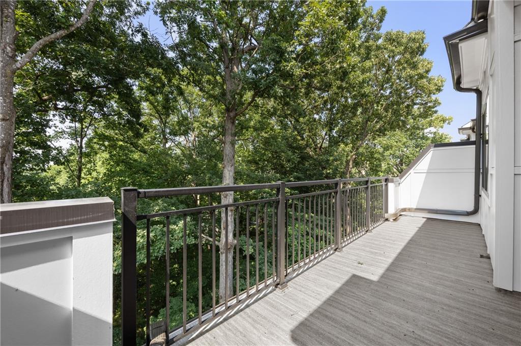 2248 Crestview Drive #33