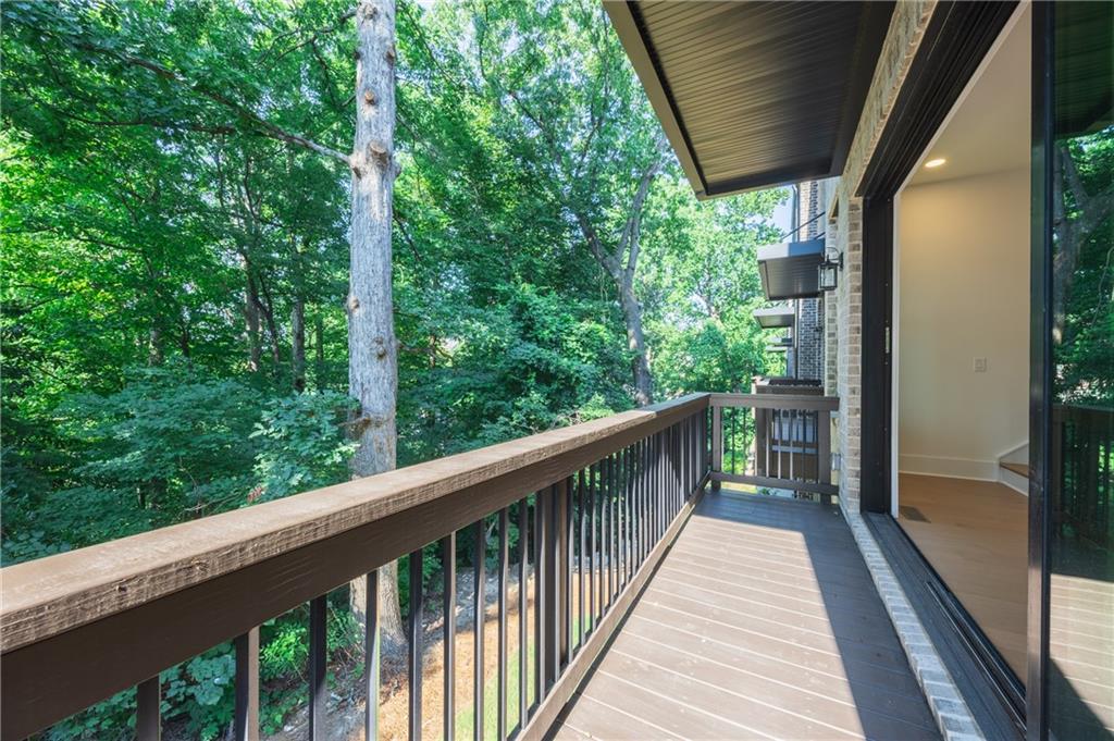 2248 Crestview Drive #33
