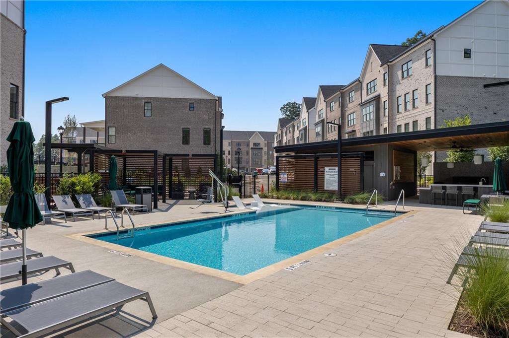 2248 Crestview Drive #33