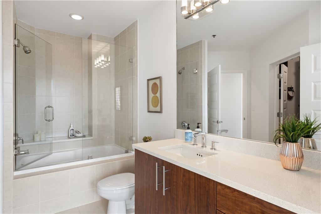 1080 Peachtree Street NE Unit 1916