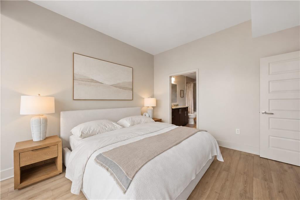 1080 Peachtree Street NE Unit 2201
