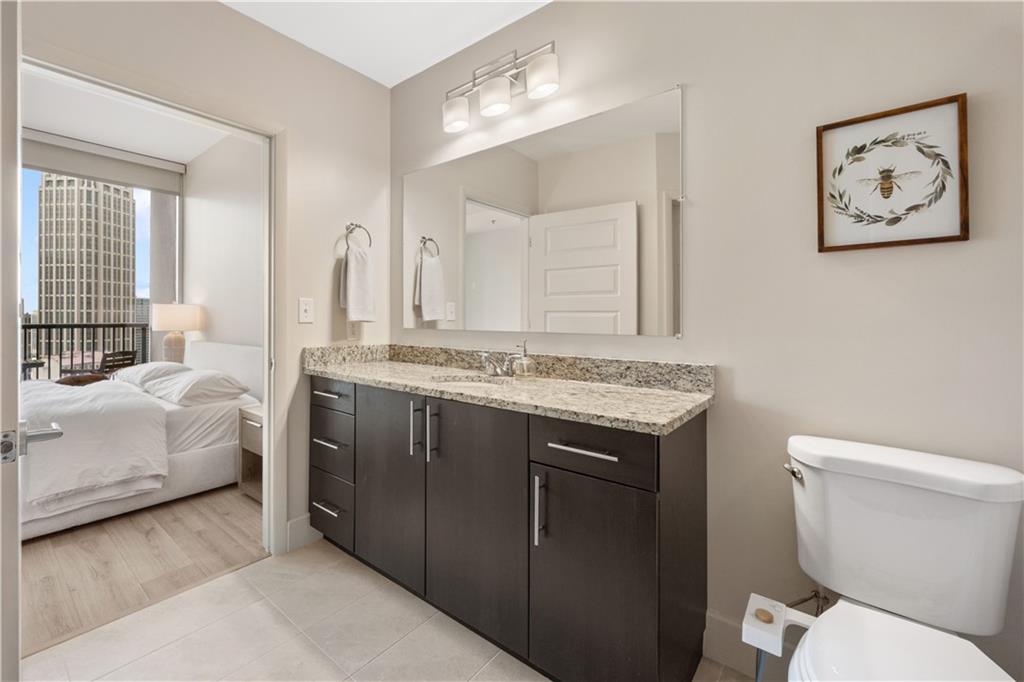 1080 Peachtree Street NE Unit 2201