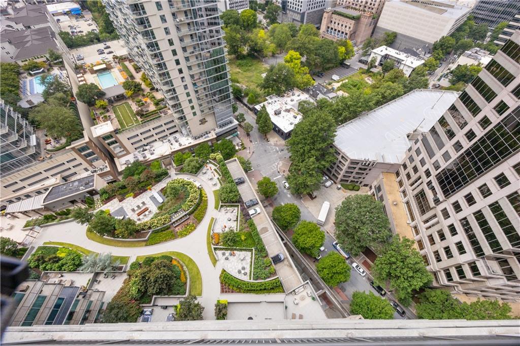 1080 Peachtree Street NE Unit 2201