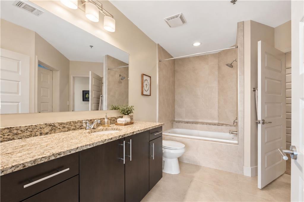 1080 Peachtree Street NE Unit 2201