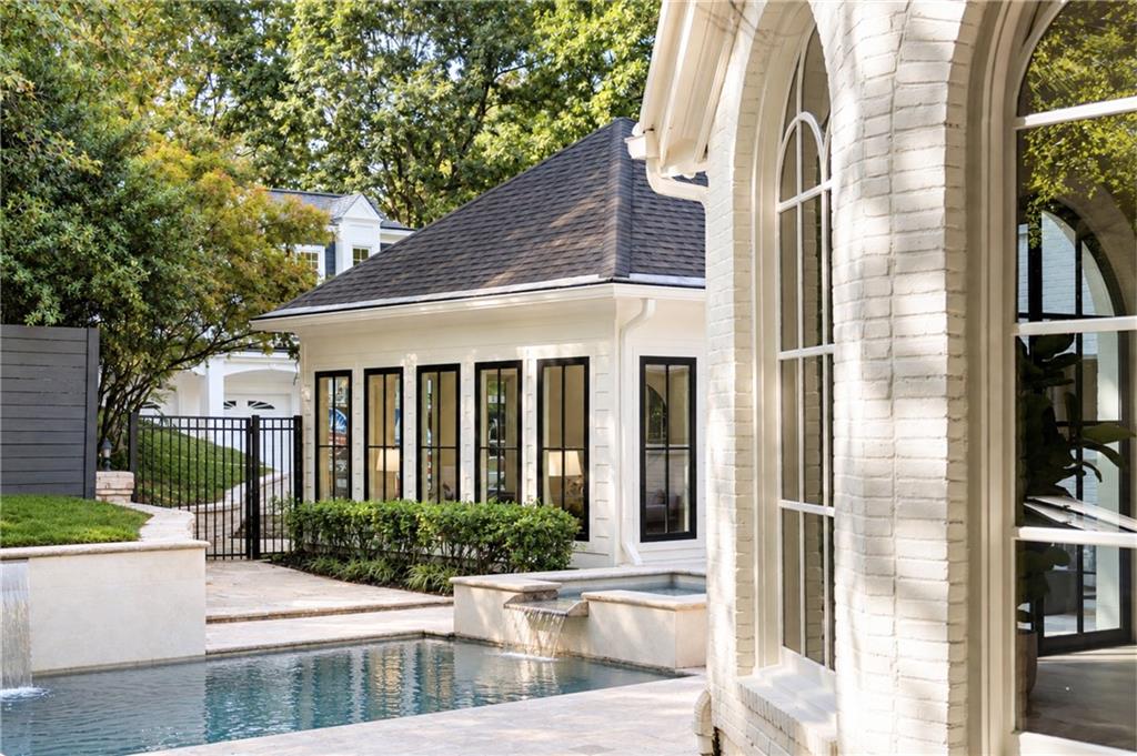 1120 Heards Ferry Road