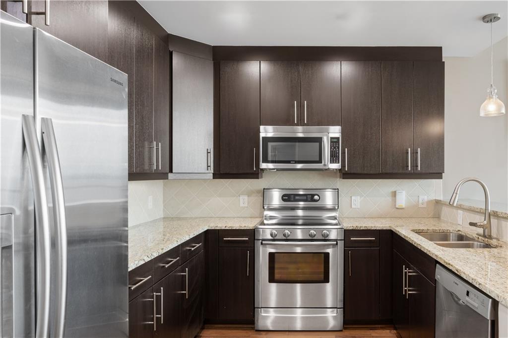 1080 Peachtree Street NE Unit 3201
