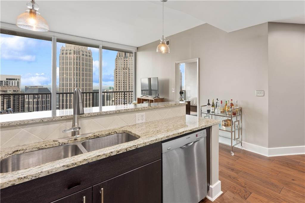 1080 Peachtree Street NE Unit 3201