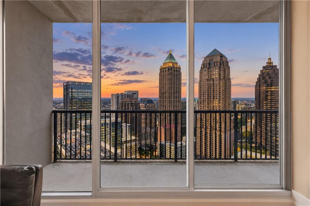 1080 Peachtree Street NE Unit 3201