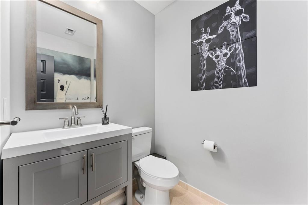 1080 Peachtree Street NE Unit 2905