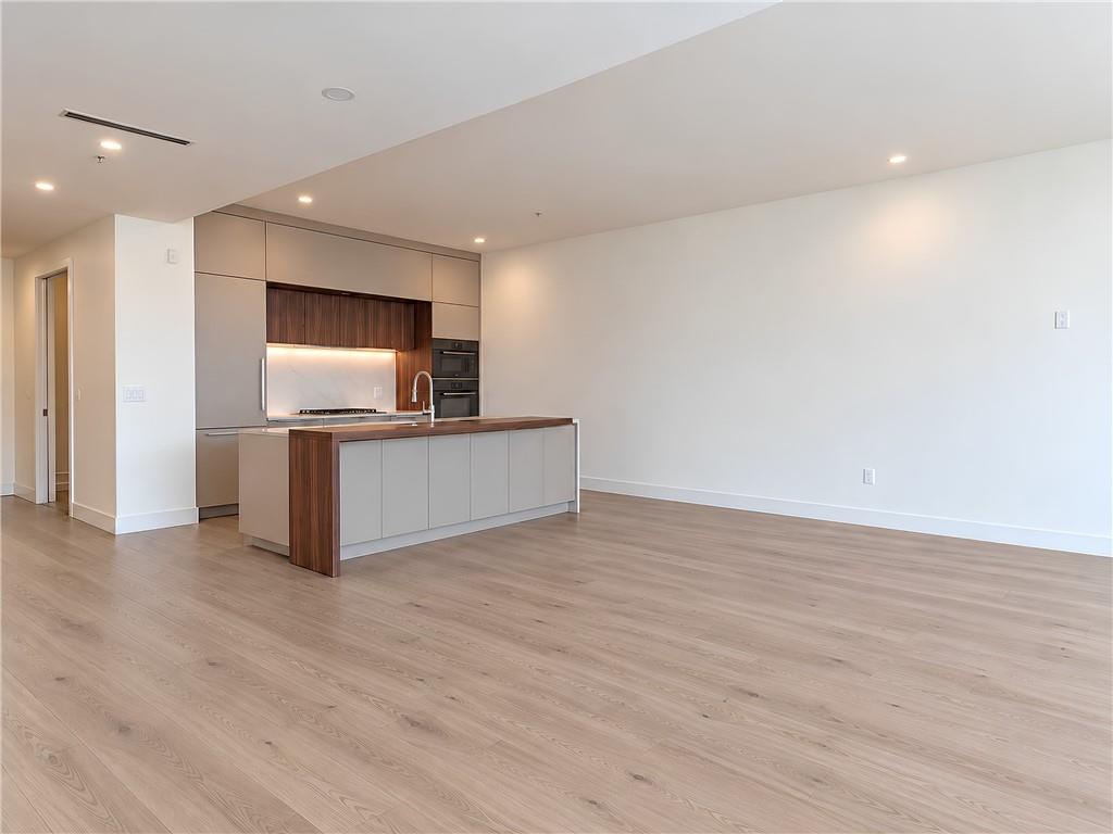 318 Sandy Springs Circle Unit 270