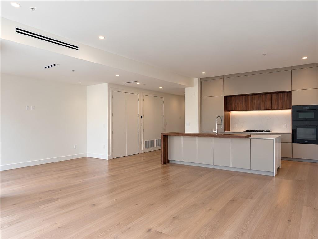 318 Sandy Springs Circle Unit 270