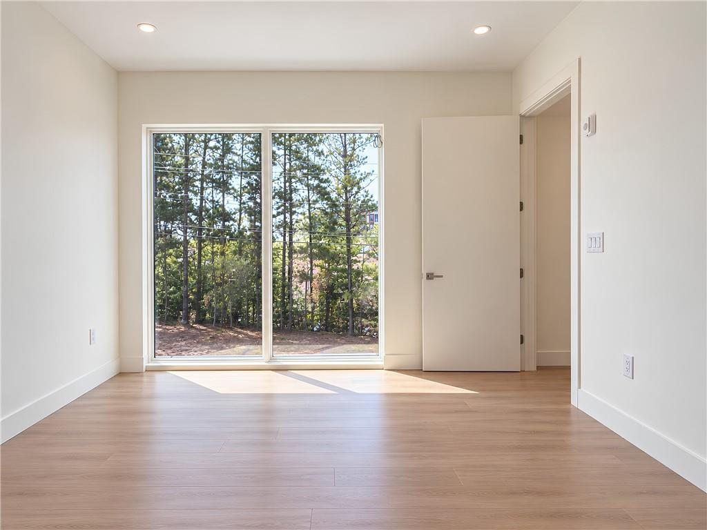 318 Sandy Springs Circle Unit 270