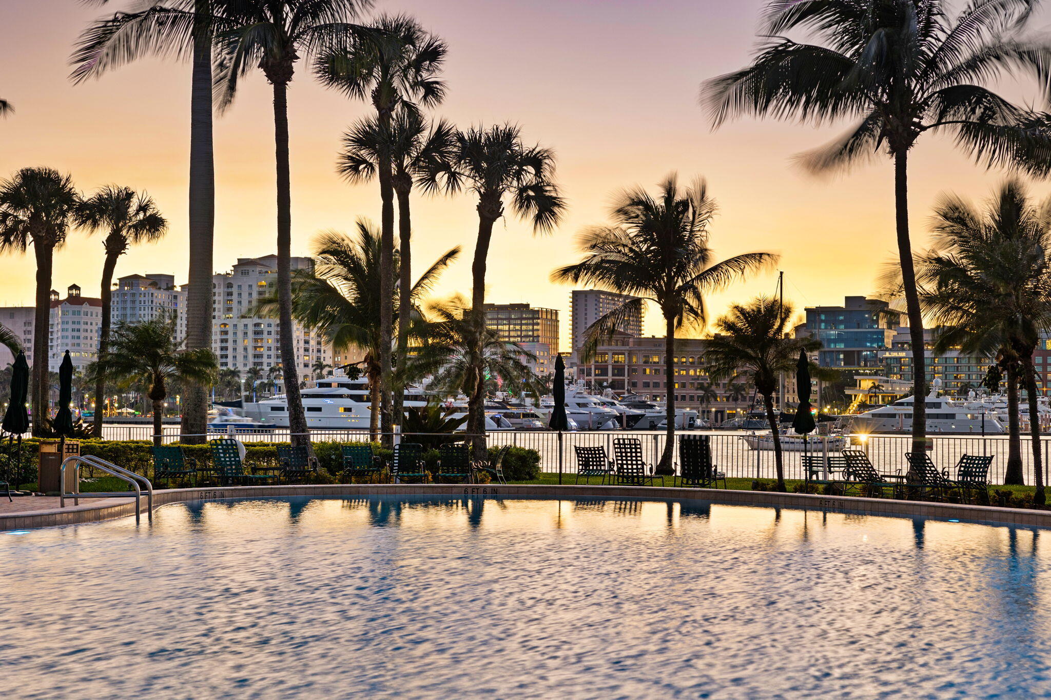 44 Cocoanut Row Unit: 212a