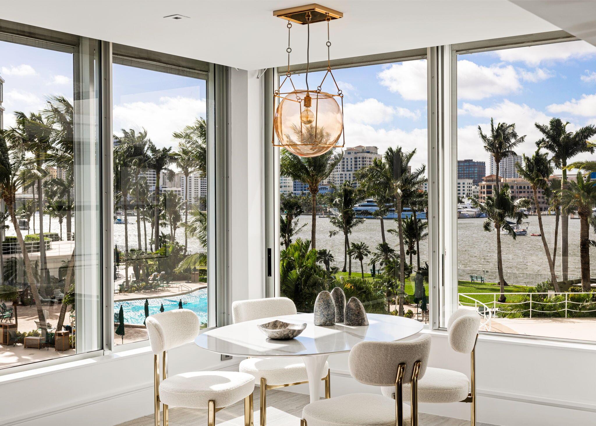 44 Cocoanut Row Unit: 212a