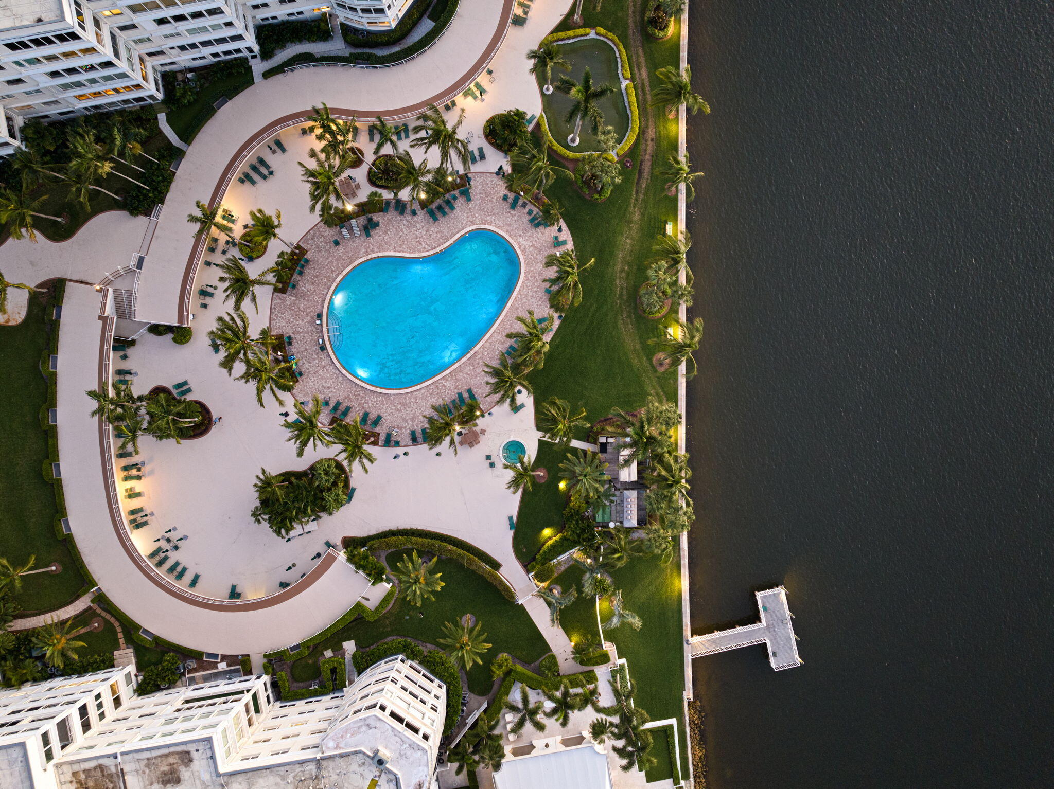 44 Cocoanut Row Unit: 212a