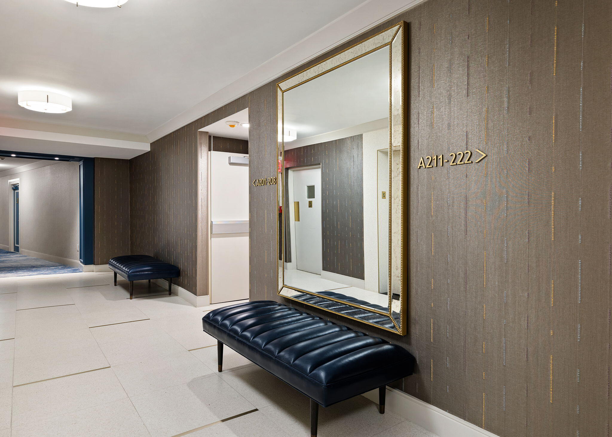 44 Cocoanut Row Unit: 212a