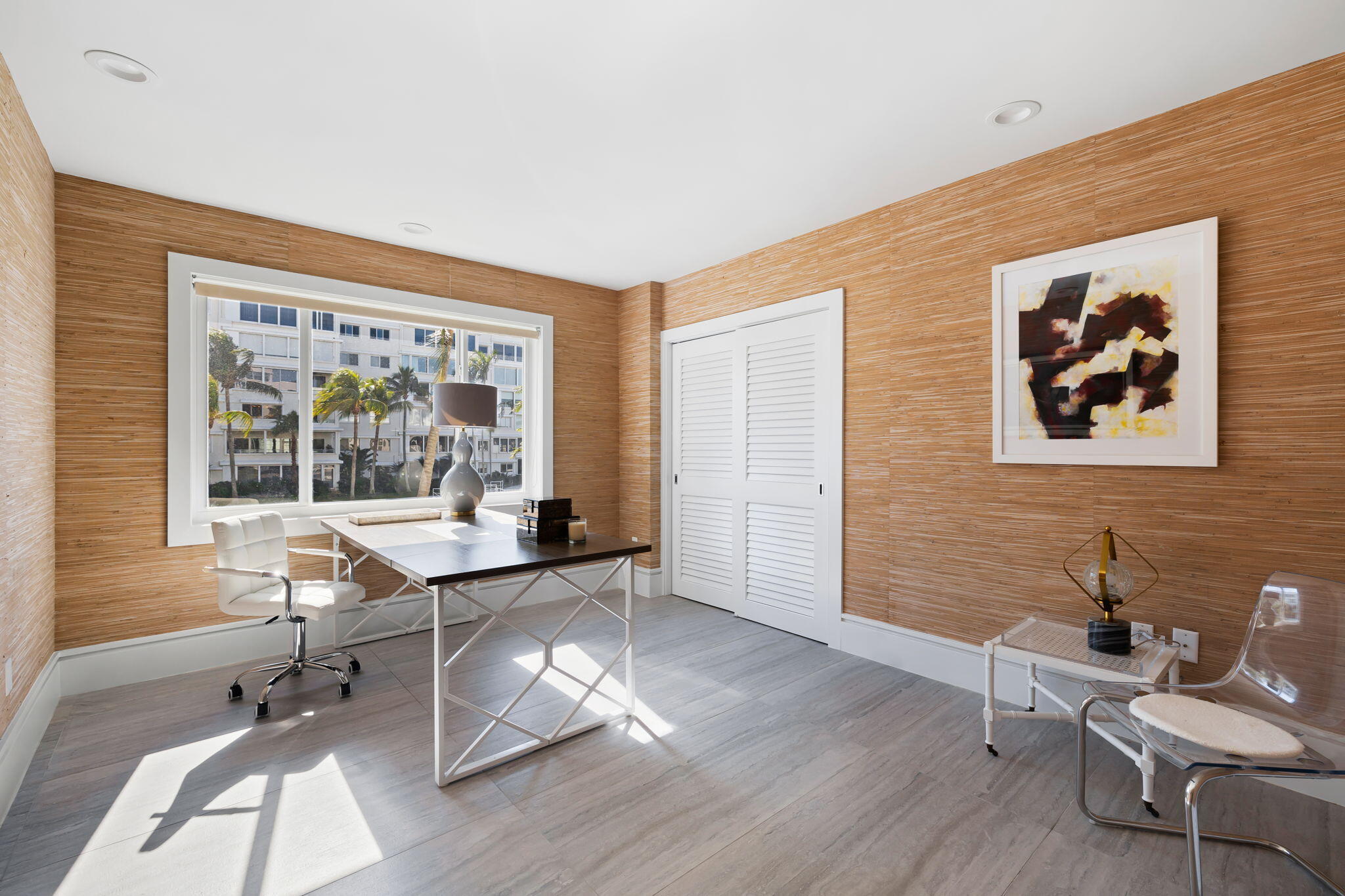 44 Cocoanut Row Unit: 212a