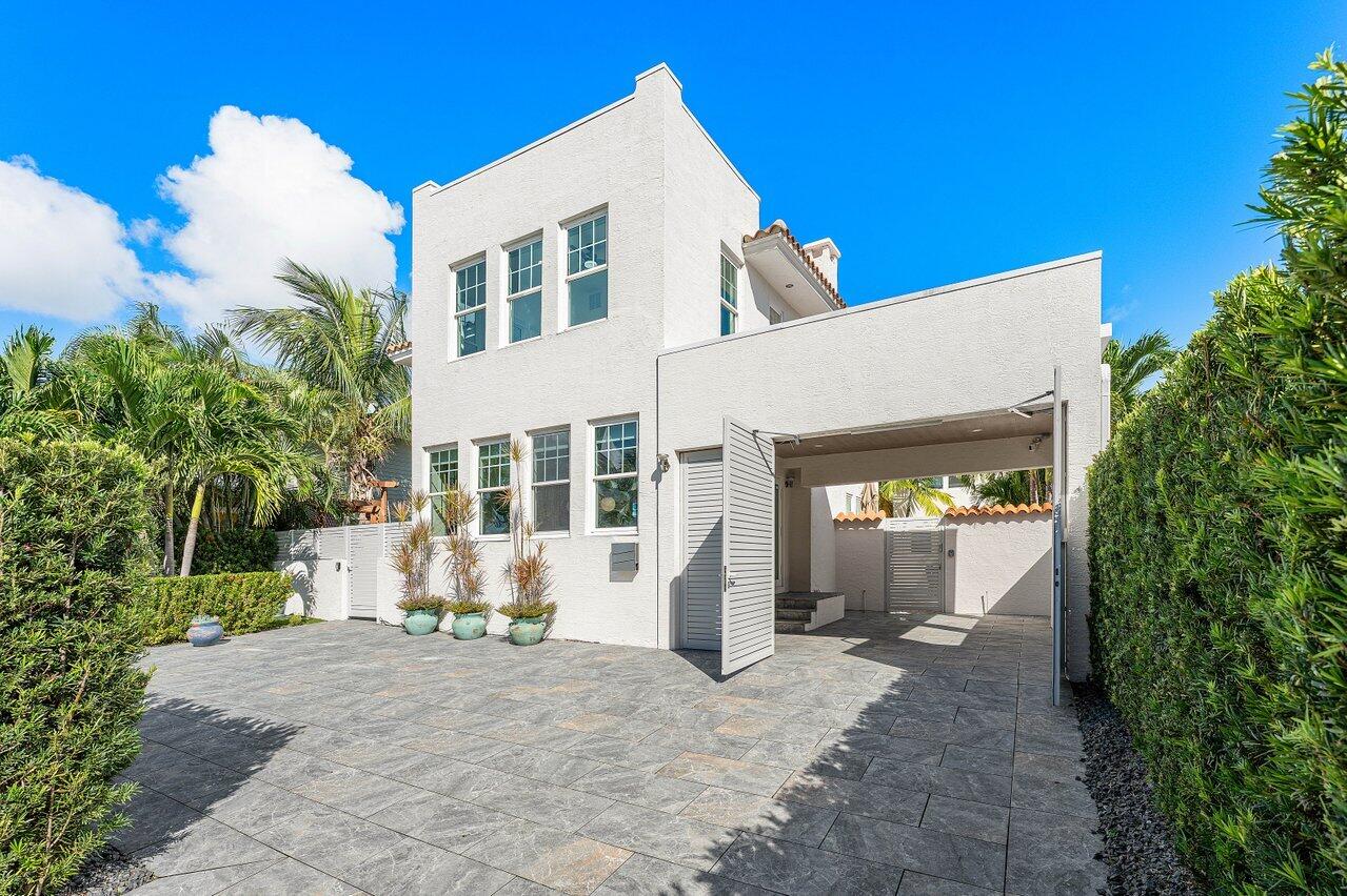 251 8th Street