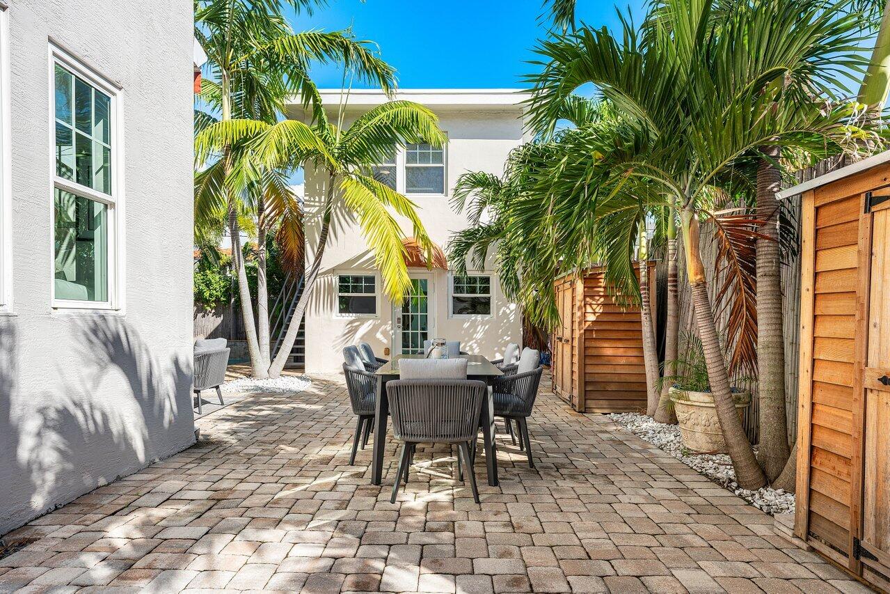 251 8th Street