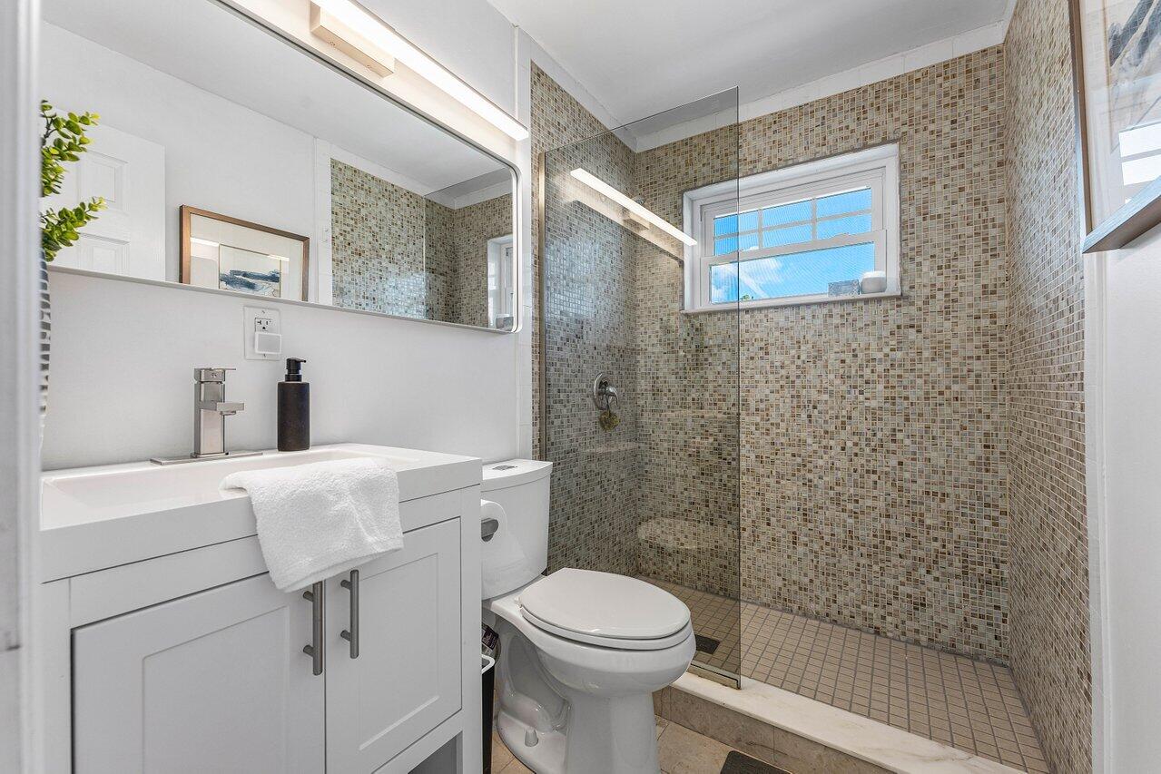 251 8th Street