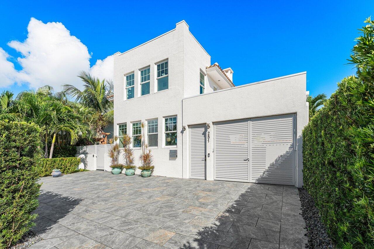 251 8th Street