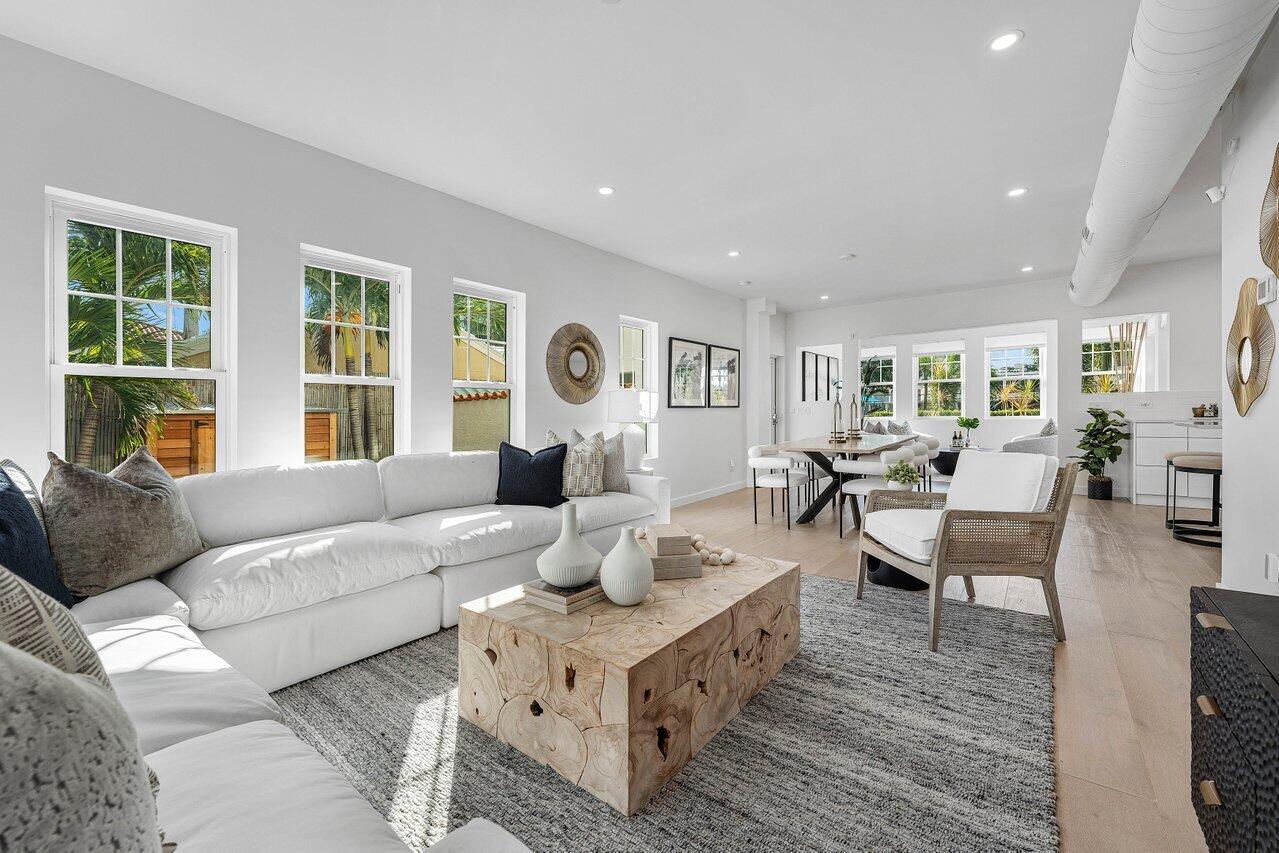 251 8th Street