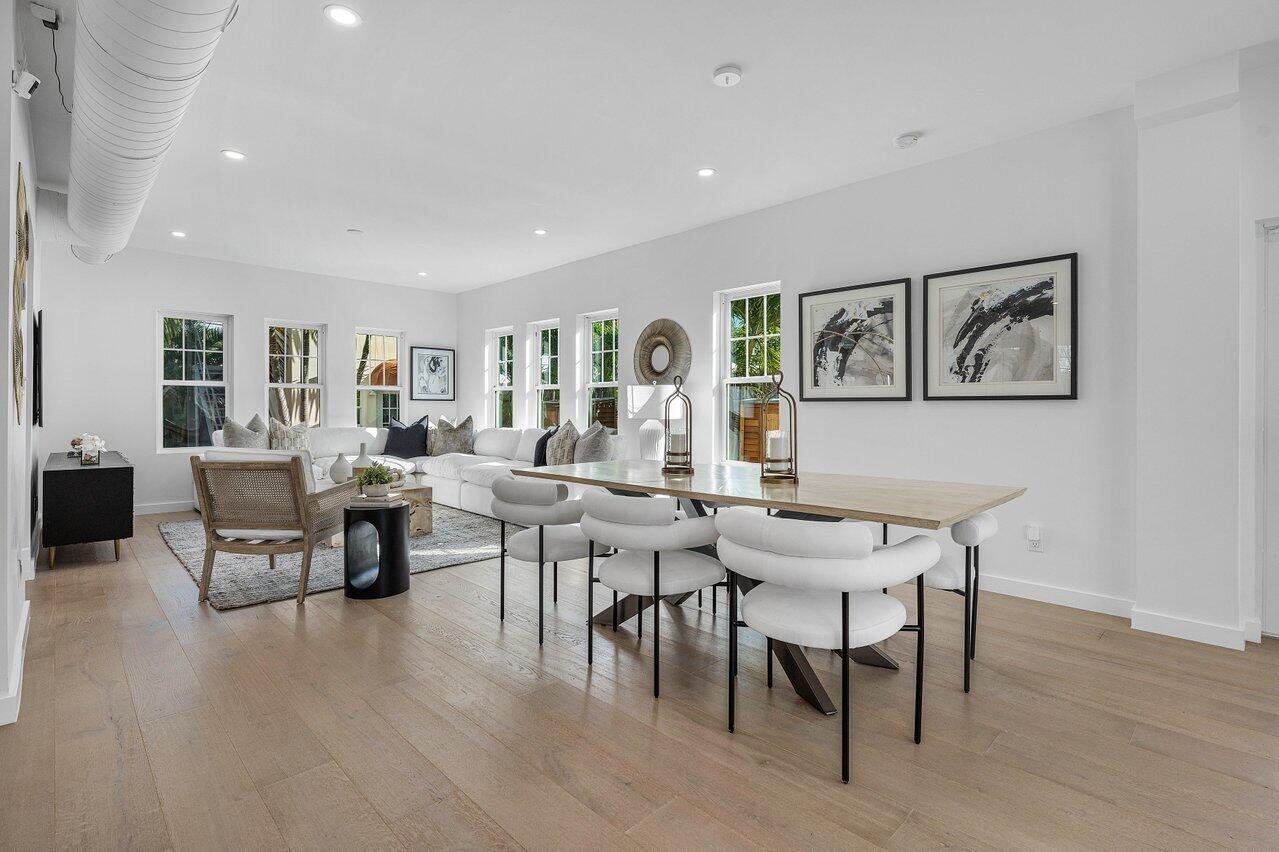 251 8th Street