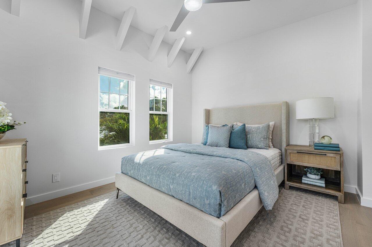 251 8th Street
