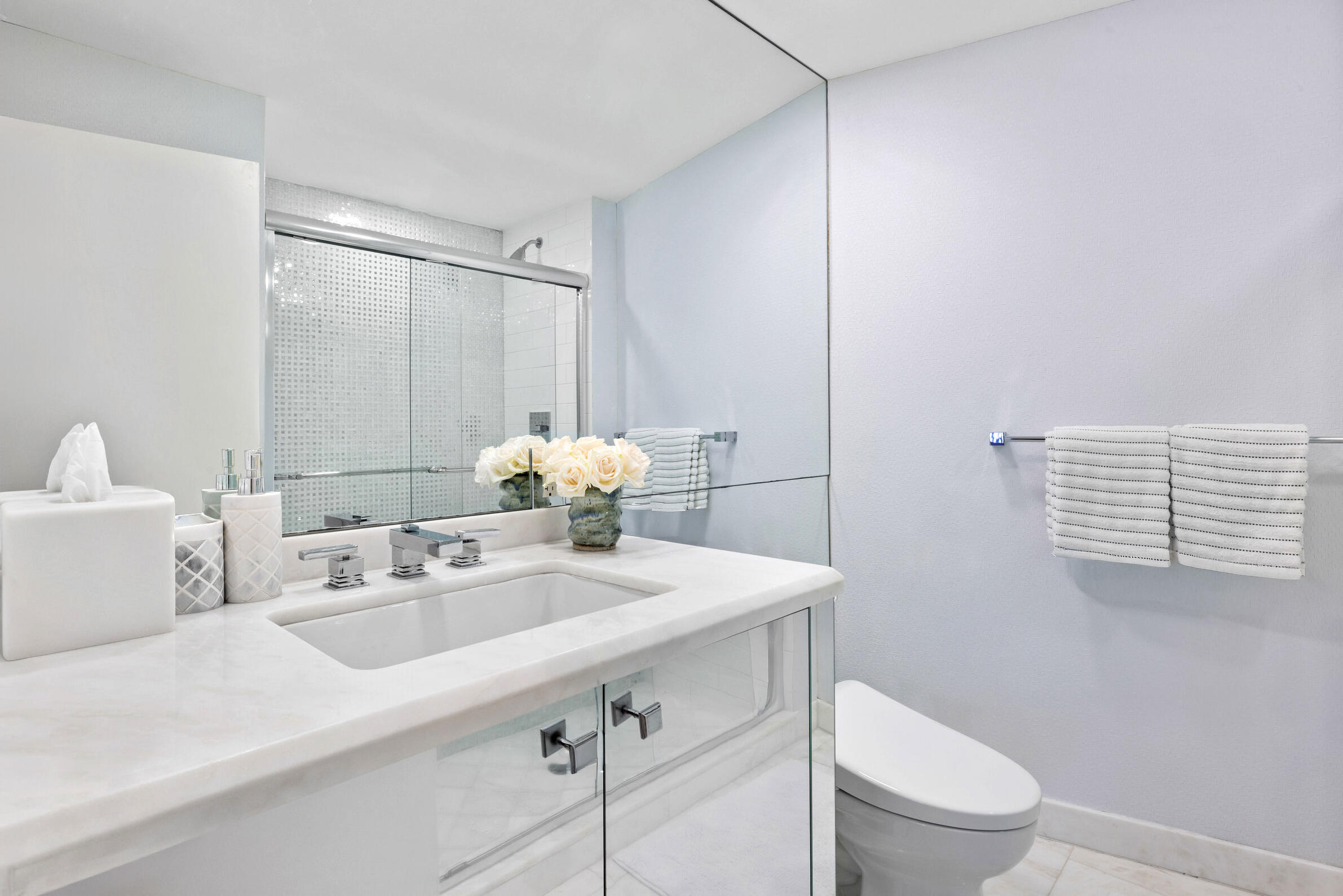 44 Cocoanut Row 510/511 B