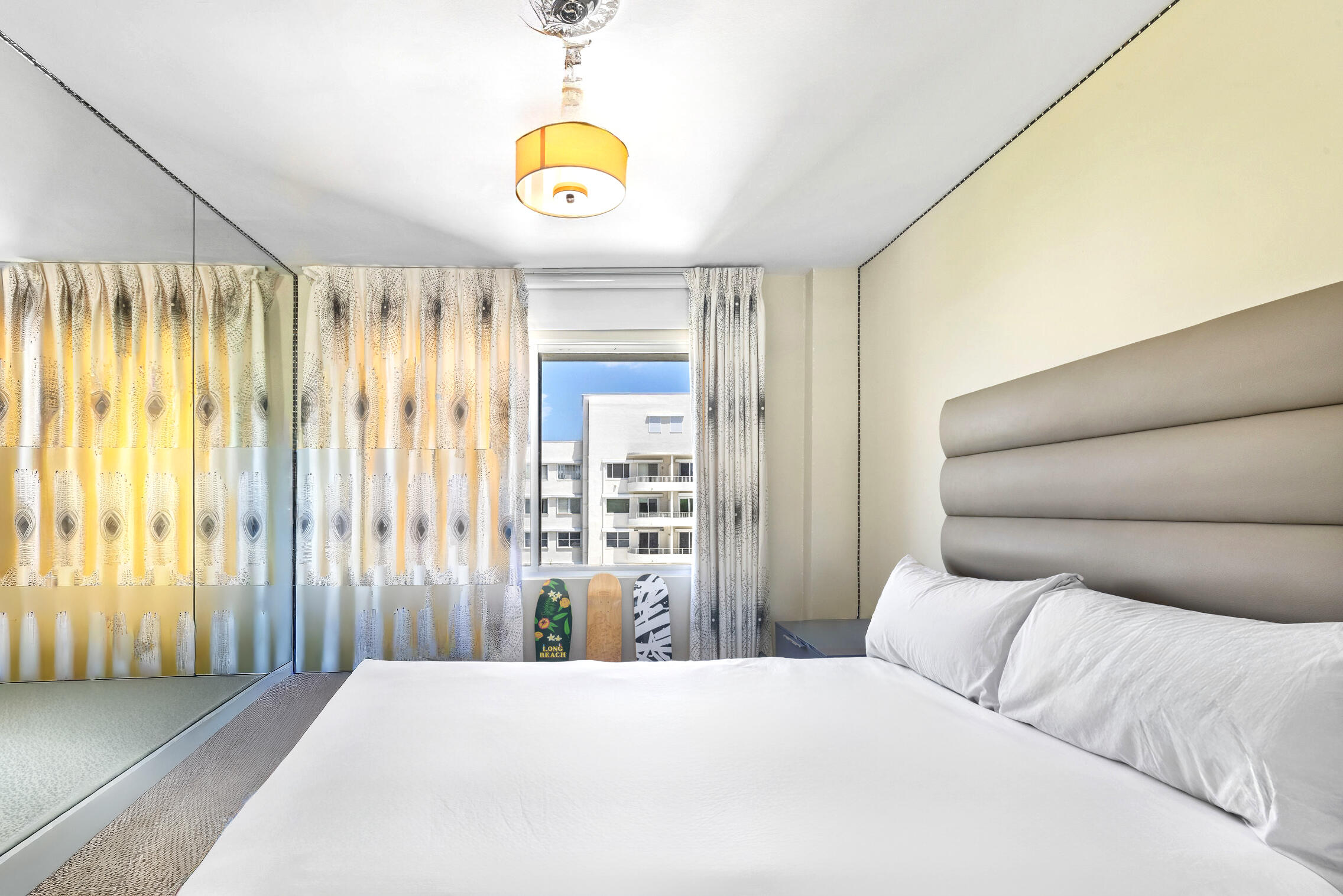 44 Cocoanut Row 510/511 B